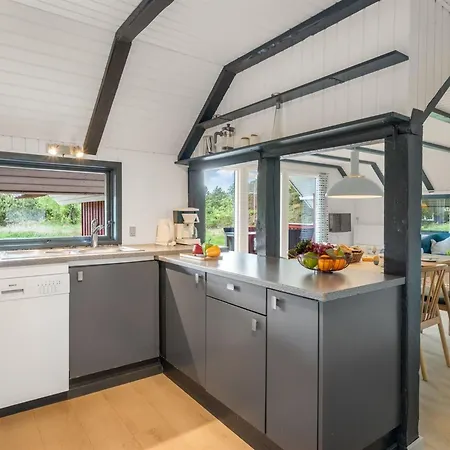 Gyrial - 2km From The Sea By Interhome